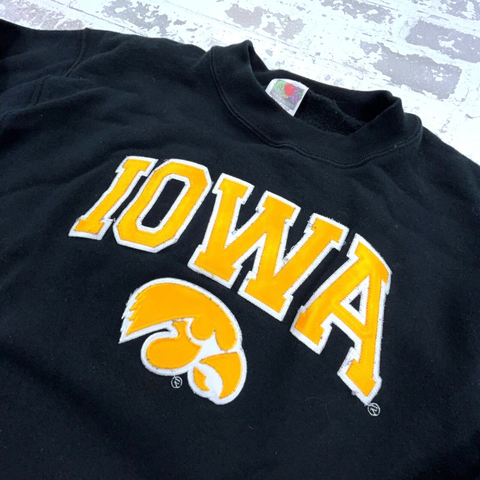 Vintage Iowa Hawkeyes Sweatshirt Men Small Black Crewneck Sweater Sewn 90s Af — image 3 of 8
